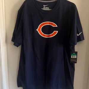 Nike Men's Navy Blue T-Shirt with Orange Logo